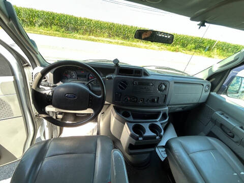 2010 Ford E-Series E-250