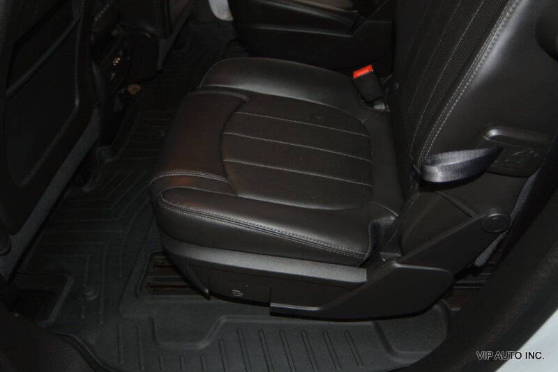 2016 GMC Acadia Denali