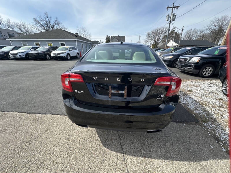 2014 Volvo S60 T5 Platinum