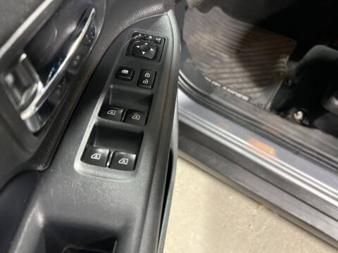 2020 Mitsubishi Outlander SE