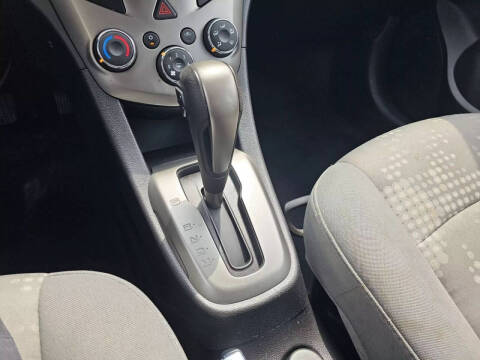 2015 Chevrolet Sonic LS Auto