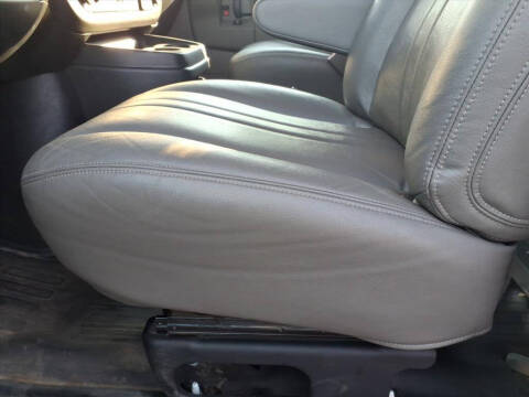 2023 Chevrolet Express 2500