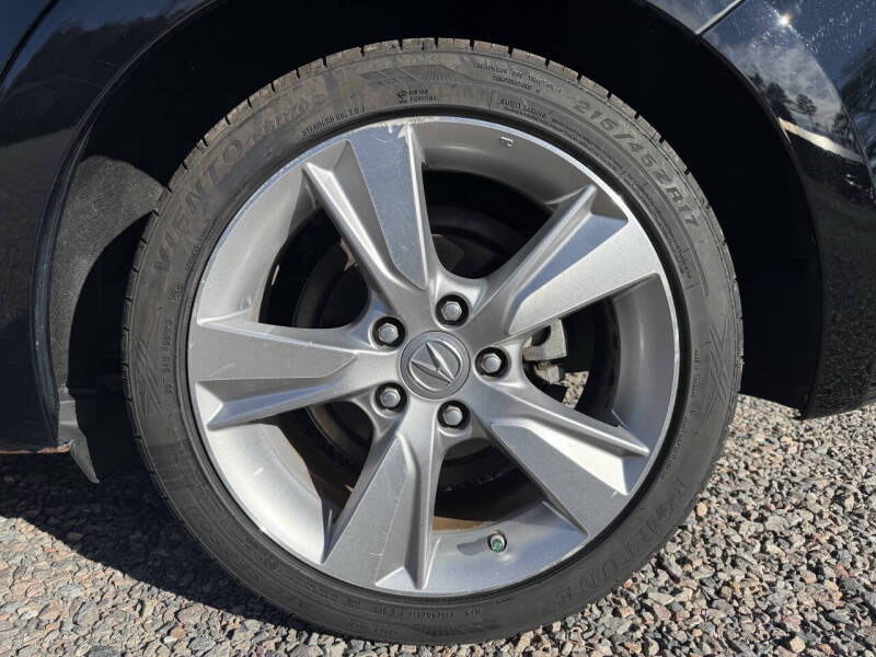 2013 Acura ILX 2.0L w/Tech