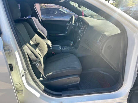 2015 Dodge Charger SXT