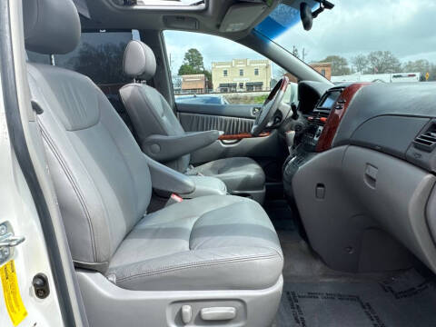 2005 Toyota Sienna