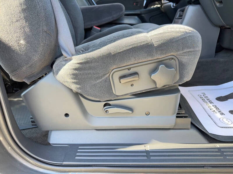 2002 Chevrolet Silverado 2500HD LS