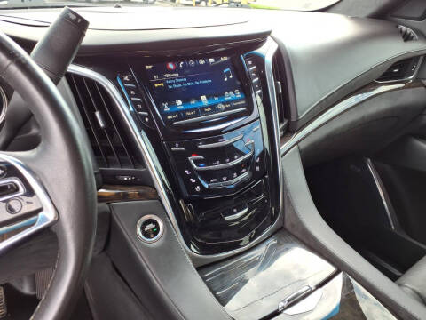 2016 Cadillac Escalade Platinum