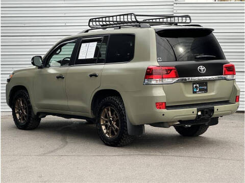 2021 Toyota Land Cruiser Heritage Edition