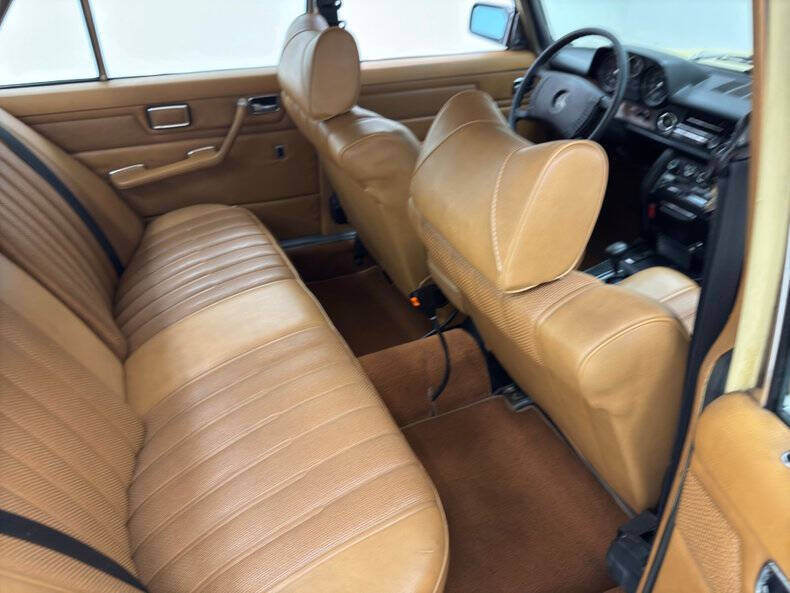 1975 Mercedes-Benz 300-Class