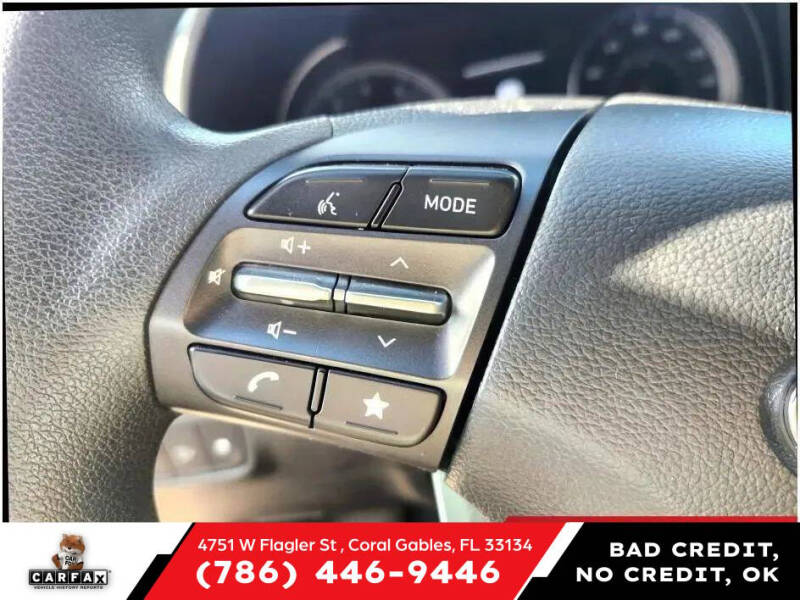 2022 Hyundai Kona SE