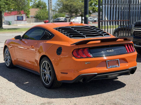 2021 Ford Mustang EcoBoost