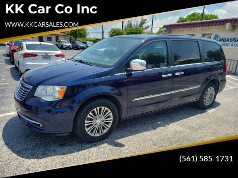 2016 Chrysler Town and Country Touring-L