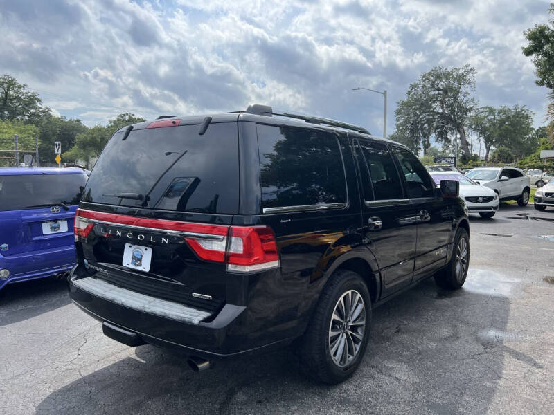 2016 Lincoln Navigator Select