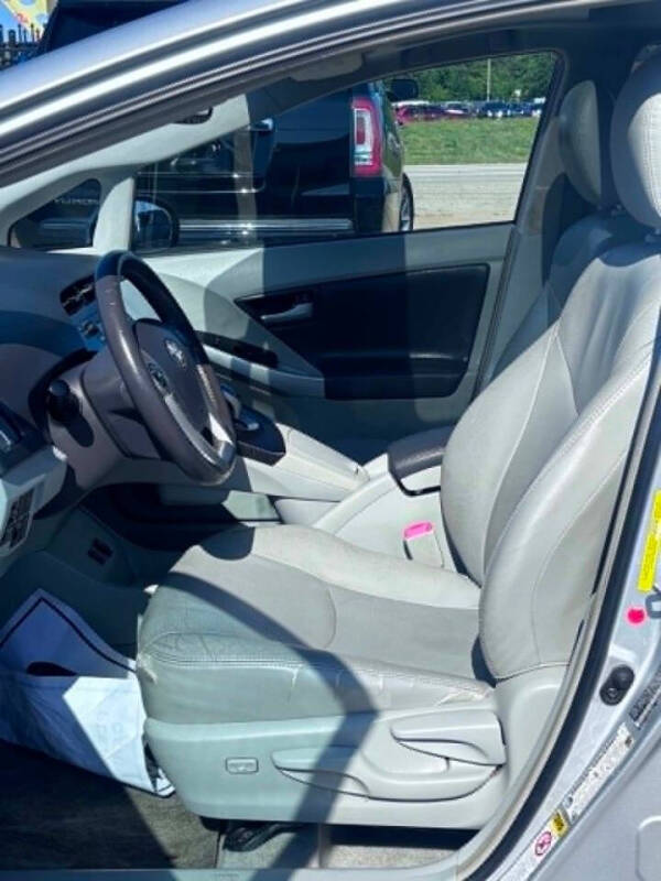 2010 Toyota Prius V