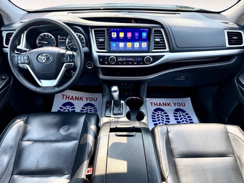 2017 Toyota Highlander XLE