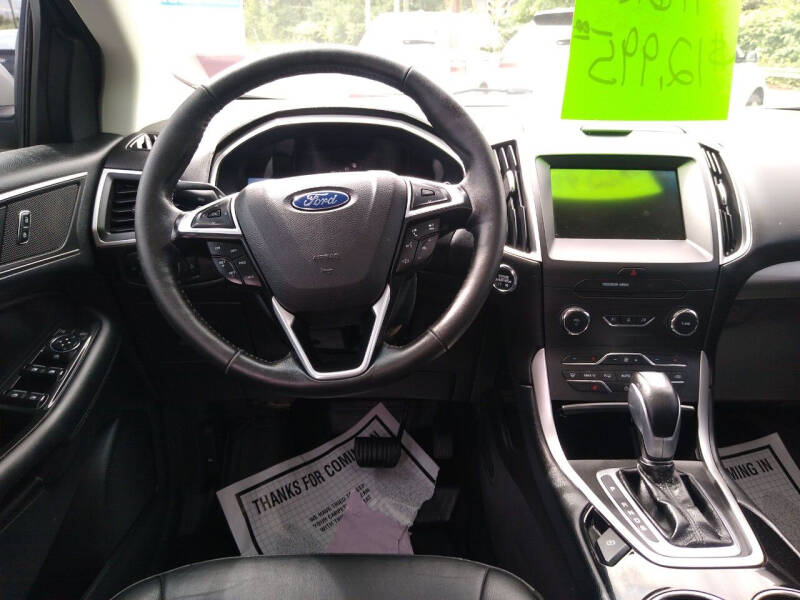 2015 Ford Edge SEL photo 15