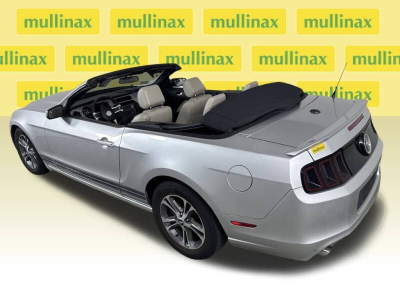 2014 Ford Mustang V6