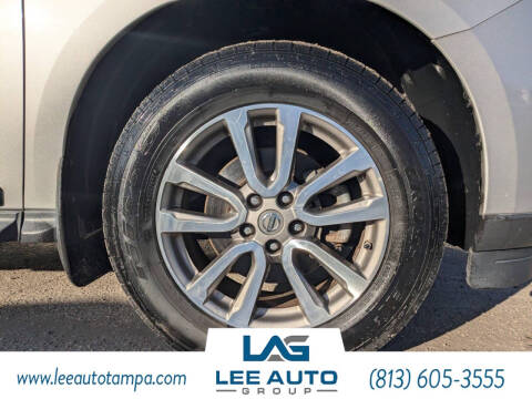 2014 Nissan Pathfinder SL