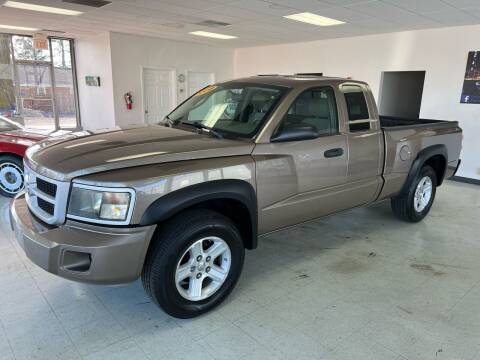 2009 Dodge Dakota for sale at Used Car Outlet in Bloomington IL