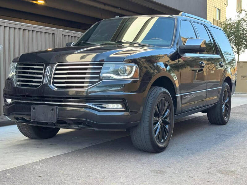 2015 Lincoln Navigator for sale at Robles Auto Sales in Phoenix AZ