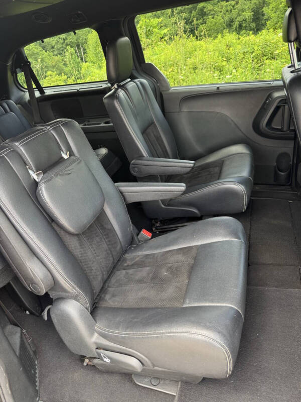 2014 Dodge Grand Caravan SXT 30th Anniversary