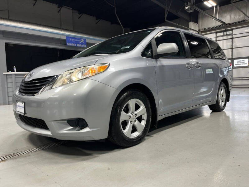 2012 Toyota Sienna