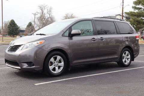2012 Toyota Sienna