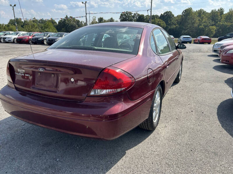 2005 Ford Taurus SEL
