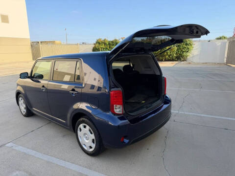 2013 Scion xB