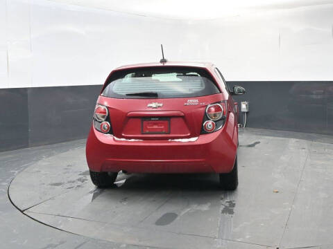 2016 Chevrolet Sonic LT Auto