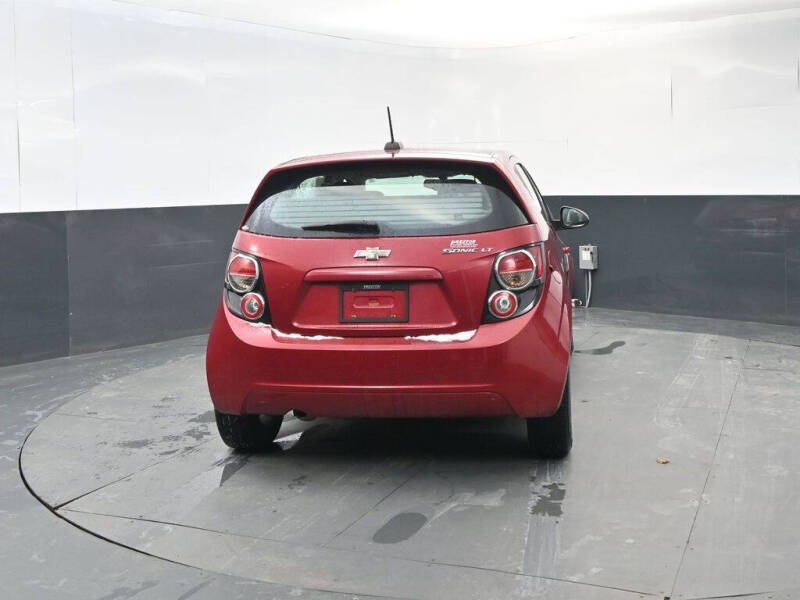 2016 Chevrolet Sonic LT Auto