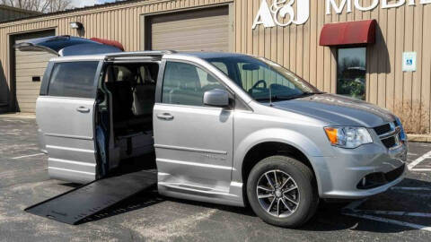 2017 Dodge Grand Caravan for sale at A&J Mobility in Valders WI