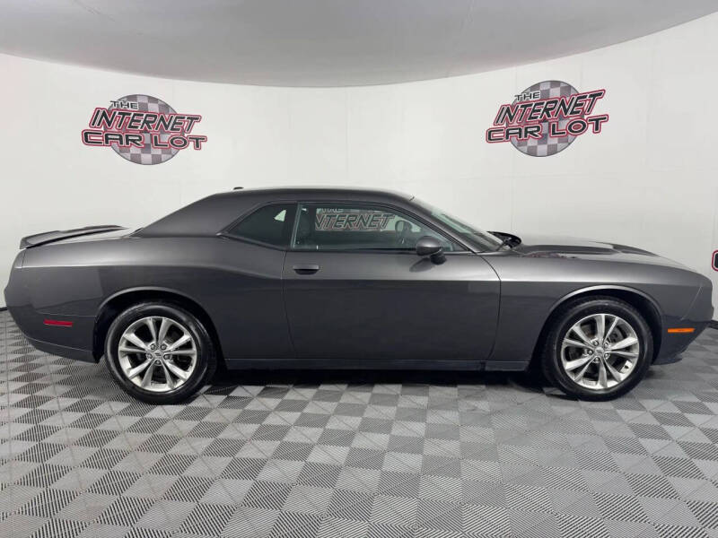 2021 Dodge Challenger SXT