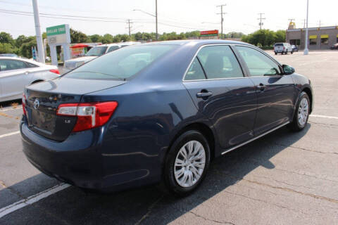2014 Toyota Camry LE