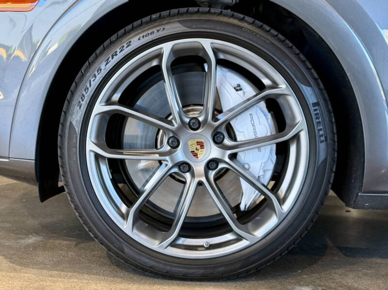 2020 Porsche Cayenne Turbo Coupe