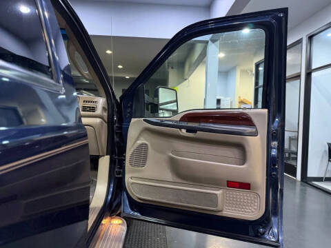 2005 Ford Excursion Eddie Bauer