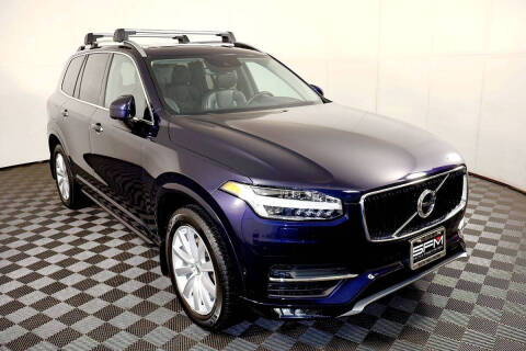 2017 Volvo XC90 T6 Momentum