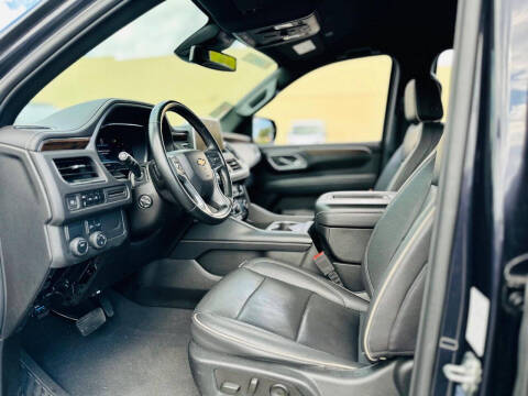 2023 Chevrolet Suburban Premier