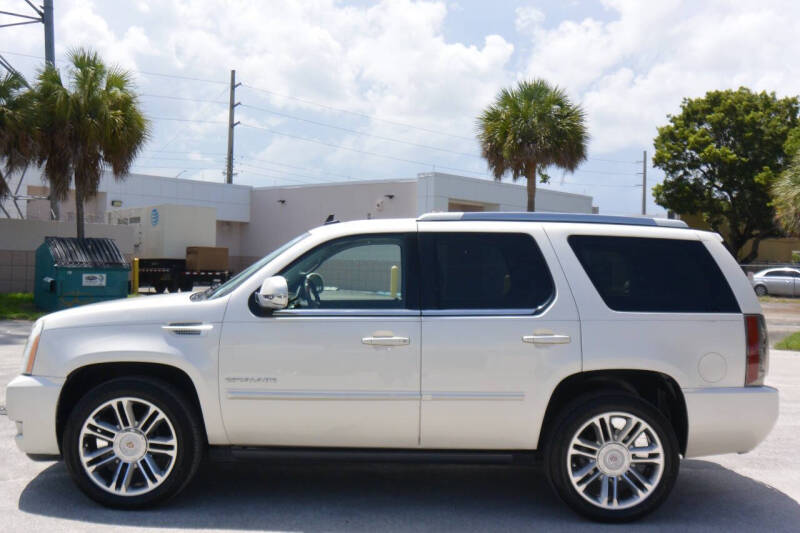 2014 Cadillac Escalade Premium