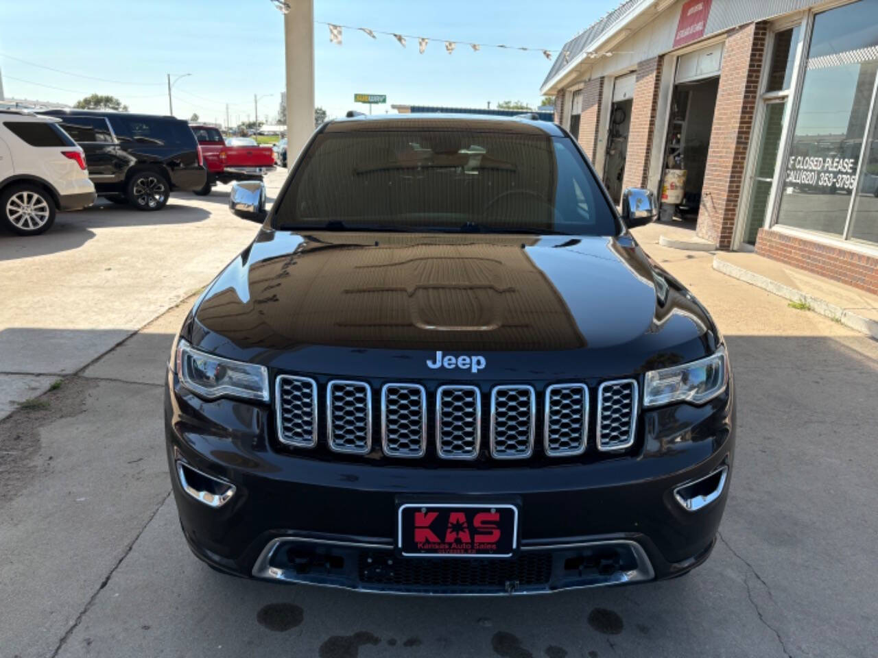 2017 Jeep Grand Cherokee for sale at Kansas Auto Sales in Ulysses, KS