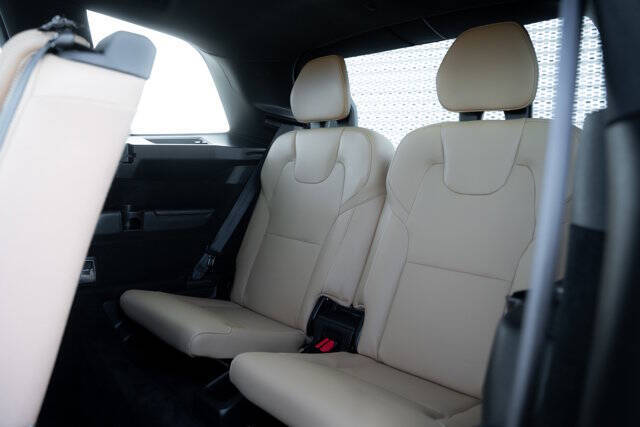 2019 Volvo XC90 T6 Momentum