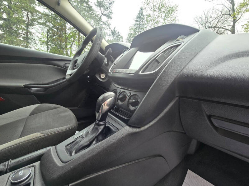 2012 Ford Focus S