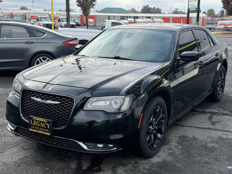2019 Chrysler 300 S
