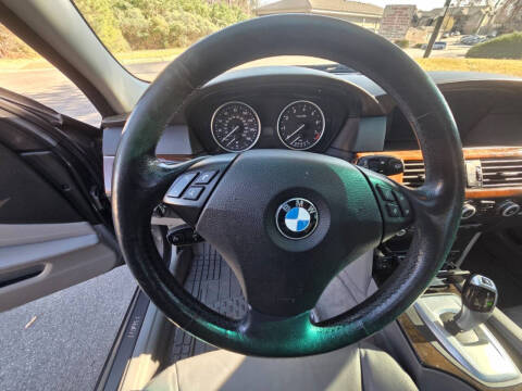 2009 BMW 5 Series 528i xDrive