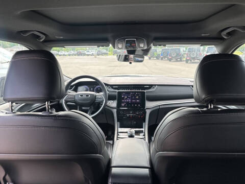 2025 Jeep Grand Cherokee L Altitude X