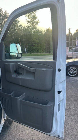 2017 Chevrolet Express 2500