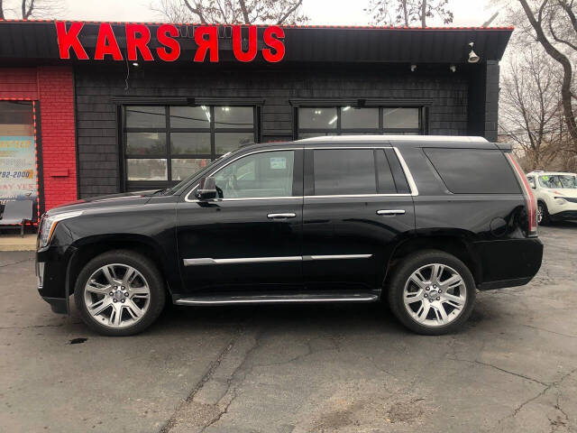 2018 Cadillac Escalade for sale at Kars R Us in Dearborn Heights, MI