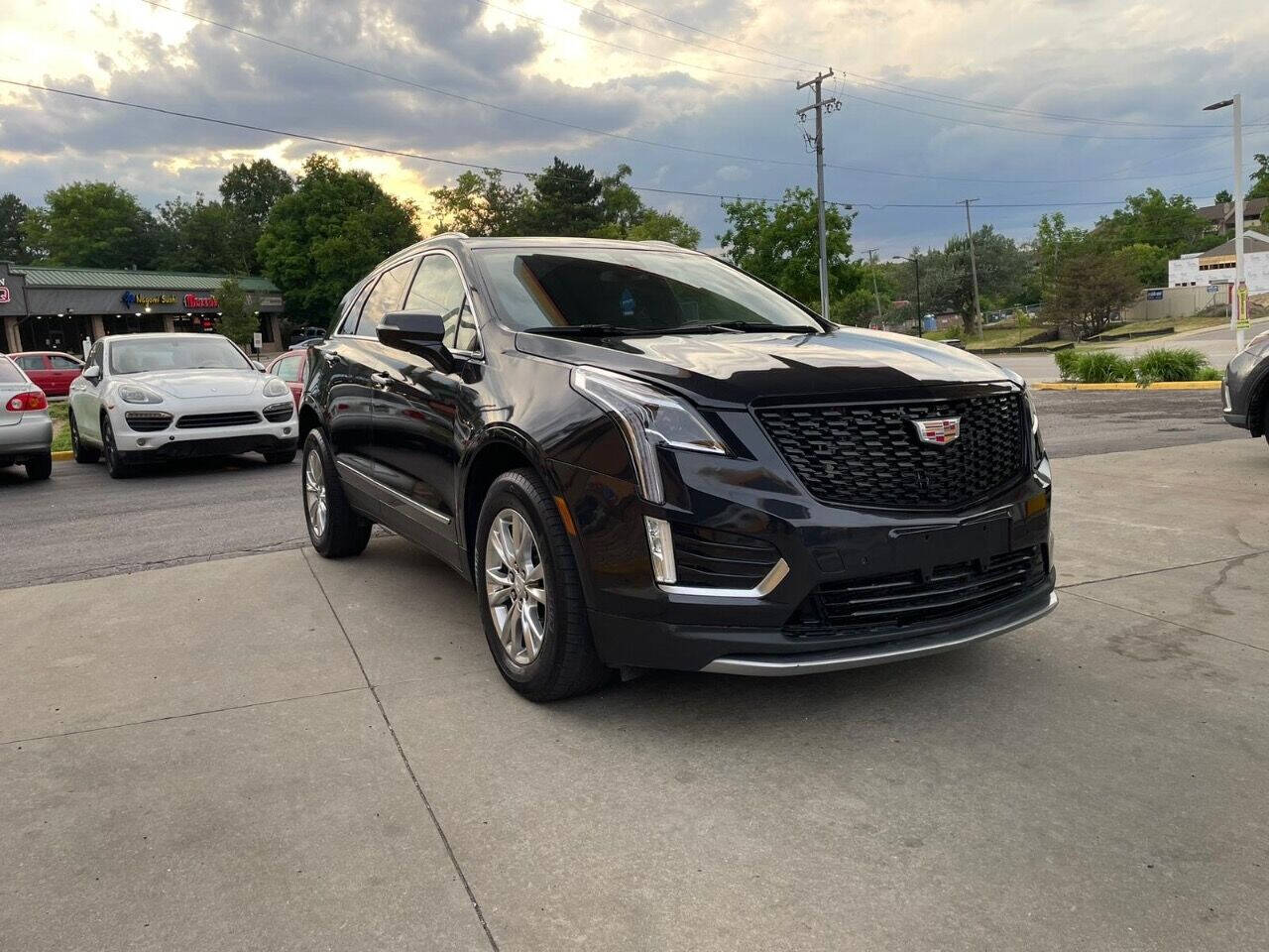 2020 Cadillac XT5 for sale at ZAKS AUTO INC in Detroit, MI