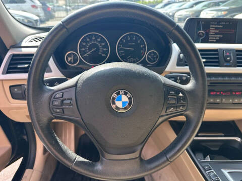 2013 BMW 3 Series 328i