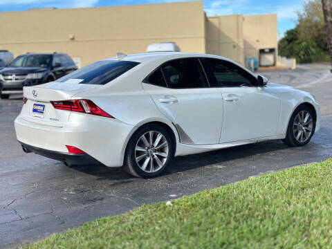 2016 Lexus IS 200t